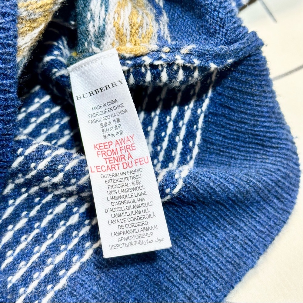 Burberry 100% Lambswool Sweater - Picture 5 of 7